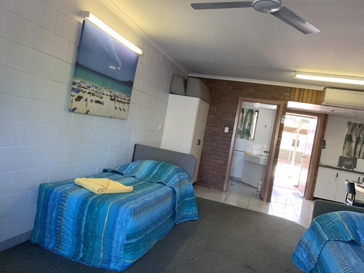 Sandpiper Motel Grasstree Beach Extérieur photo